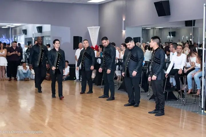 Thank you Leo Ignacio for these awesome shots of our Winter White Debut!!! They look amazing 🥰🥰🥰 If anyone wants to join our dance family, we just started a new season. Me