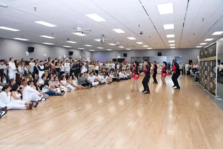 Thank you Leo Ignacio for these awesome shots of our Winter White Debut!!! They look amazing 🥰🥰🥰 If anyone wants to join our dance family, we just started a new season. Me