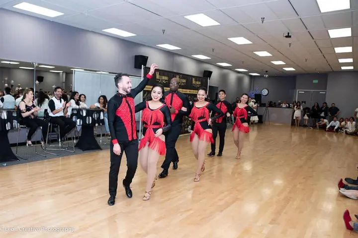 Thank you Leo Ignacio for these awesome shots of our Winter White Debut!!! They look amazing 🥰🥰🥰 If anyone wants to join our dance family, we just started a new season. Me
