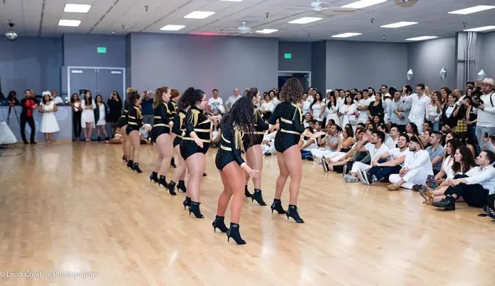 Thank you Leo Ignacio for these awesome shots of our Winter White Debut!!! They look amazing 🥰🥰🥰 If anyone wants to join our dance family, we just started a new season. Me