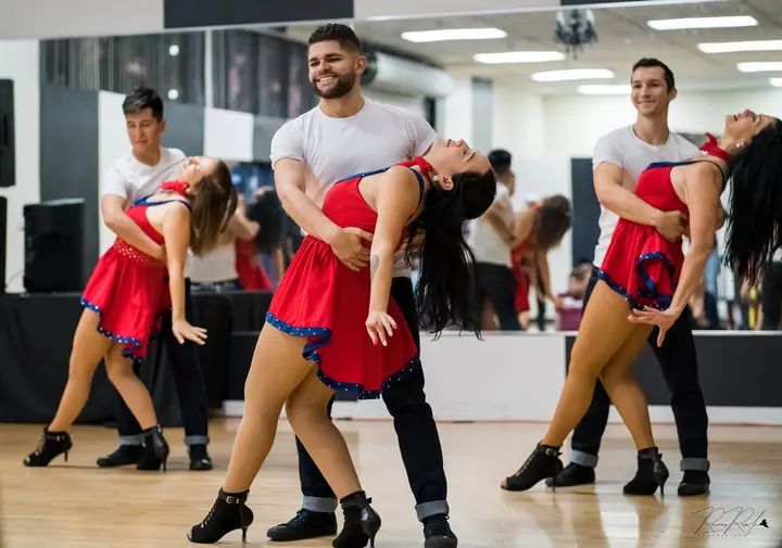Images from Melómano Entertainment & Dance Open auditions on December 15th. Check out what you missed and who was there. If you missed out, don't worry, there will be another