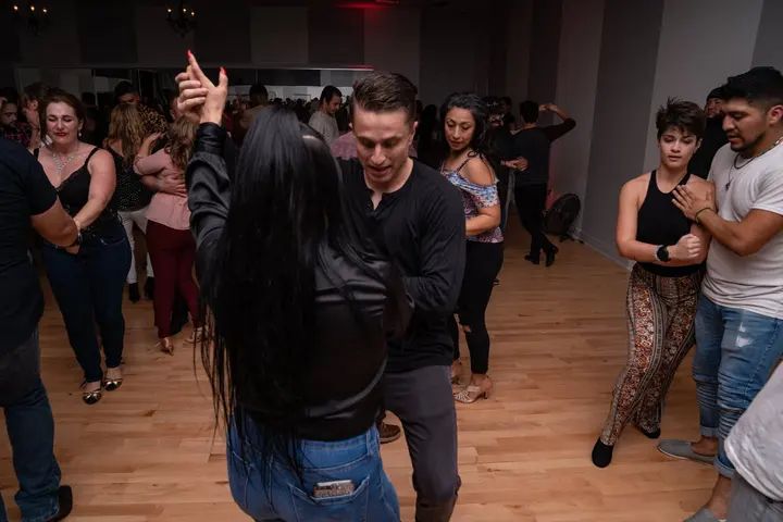Melómano Bachata Social | Feb 08, 2020 gallery photo