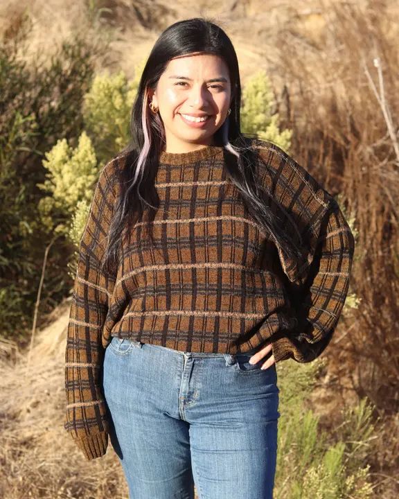 Get to know our dream team! 💕 Our dream team are the friendly faces that welcome you at check in 😃💃🏻🕺🏻 Meet Elvia @ecmlpz In addition to dance Elvia enjoys yoga, play