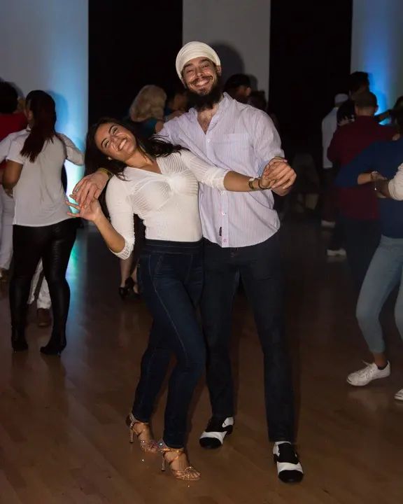 Red & White Christmas Extravaganza by Melomano and DJ Bori! gallery photo