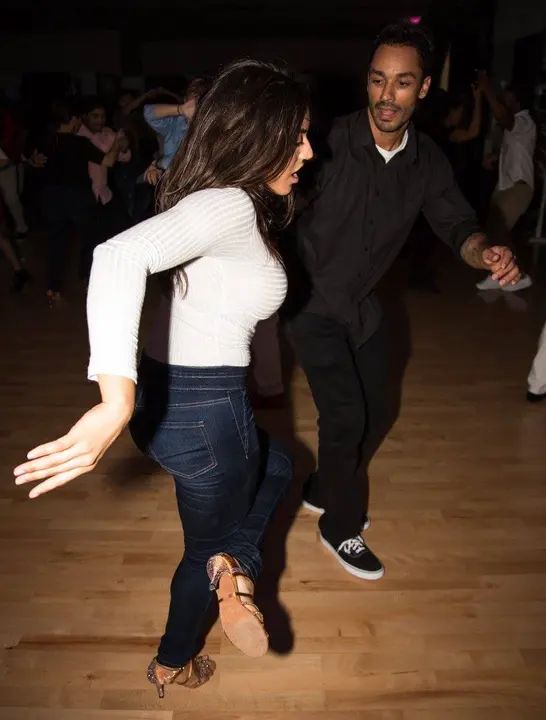 Red & White Christmas Extravaganza by Melomano and DJ Bori! gallery photo