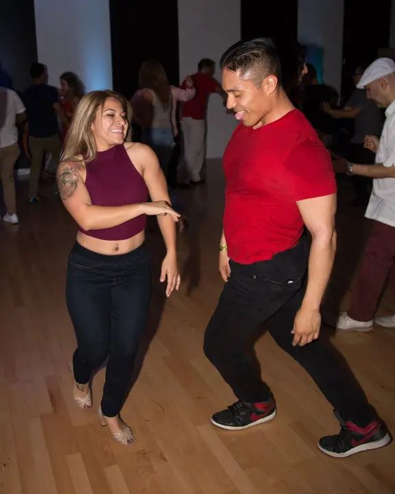 Red & White Christmas Extravaganza by Melomano and DJ Bori! gallery photo