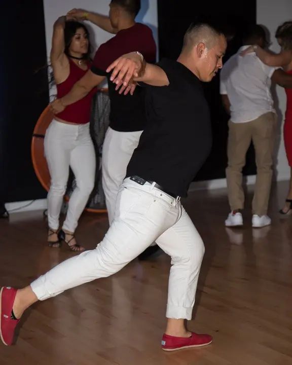 Red & White Christmas Extravaganza by Melomano and DJ Bori! gallery photo