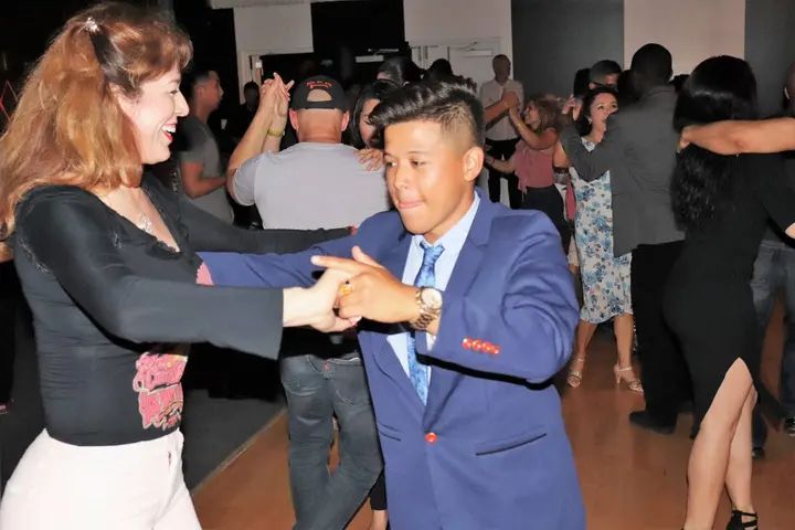 Melómano Bachata Social - April 2018 gallery photo