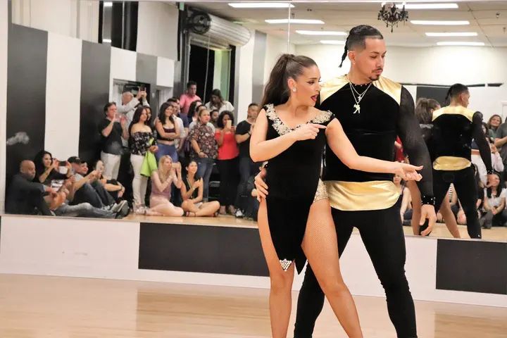 Melómano Bachata Social - April 2018 gallery photo