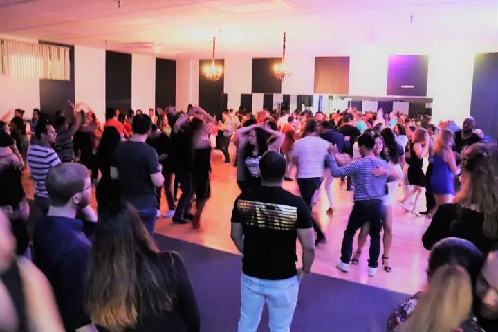 Melómano Bachata Social - April 2018 gallery photo