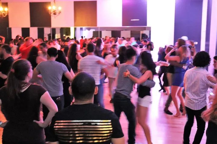 Melómano Bachata Social - April 2018 gallery photo
