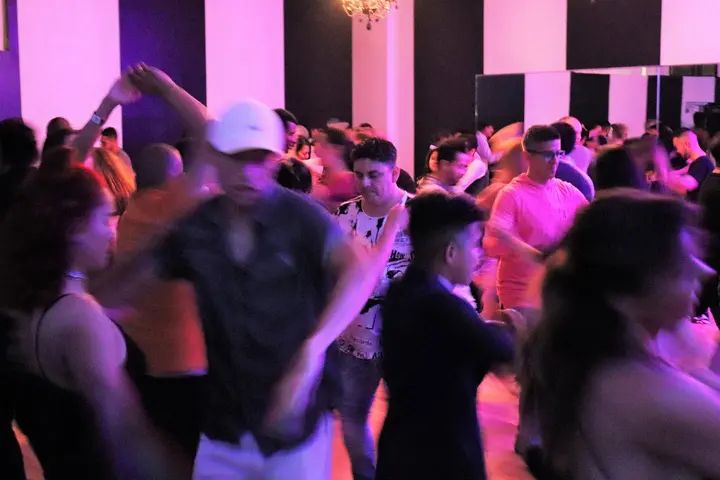 Melómano Bachata Social - April 2018 gallery photo