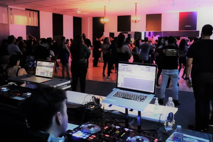 Melómano Bachata Social - April 2018 gallery photo