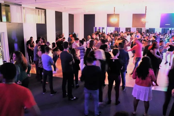 Melómano Bachata Social - April 2018 gallery photo