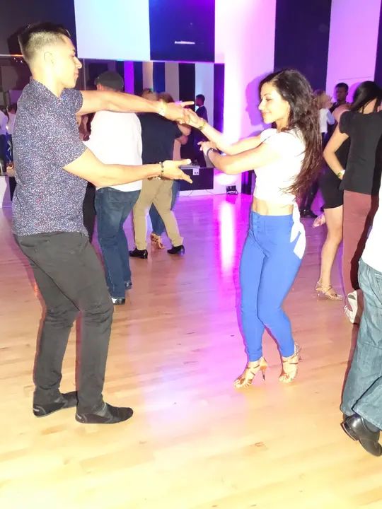 MAY 2018 BACHATA SOCIAL gallery photo
