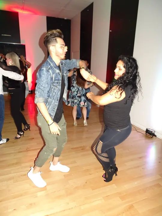 MAY 2018 BACHATA SOCIAL gallery photo