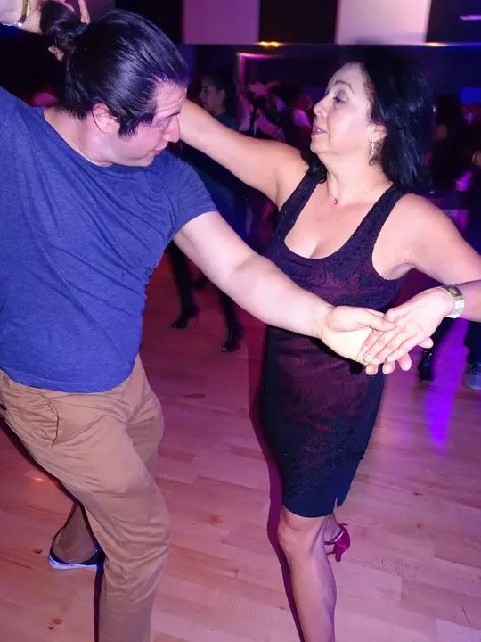 MAY 2018 BACHATA SOCIAL gallery photo