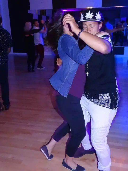 MAY 2018 BACHATA SOCIAL gallery photo