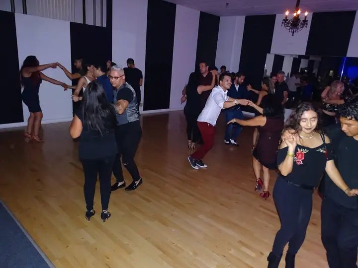 MAY 2018 BACHATA SOCIAL gallery photo