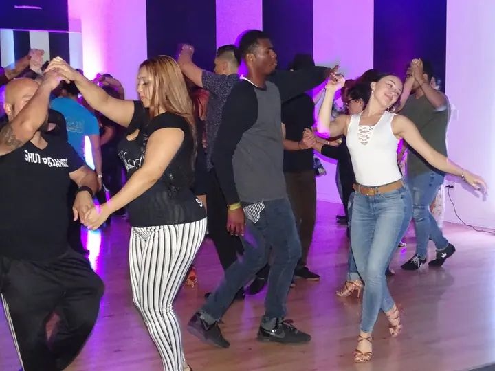 MAY 2018 BACHATA SOCIAL gallery photo