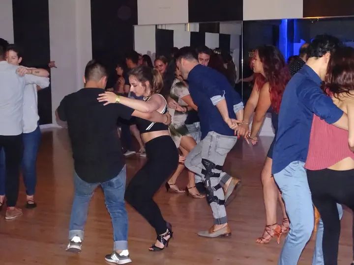 MAY 2018 BACHATA SOCIAL gallery photo