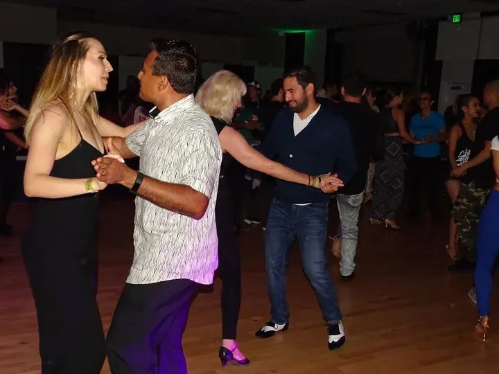 MAY 2018 BACHATA SOCIAL gallery photo