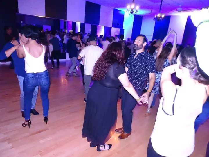 MAY 2018 BACHATA SOCIAL gallery photo