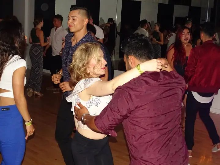 MAY 2018 BACHATA SOCIAL gallery photo