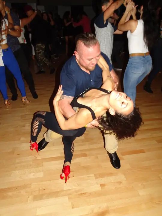 MAY 2018 BACHATA SOCIAL gallery photo