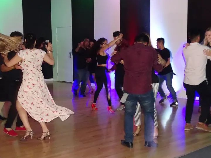 MAY 2018 BACHATA SOCIAL gallery photo