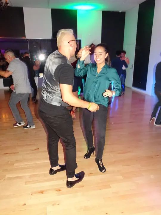 MAY 2018 BACHATA SOCIAL gallery photo