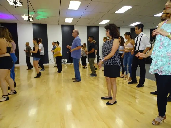 Melómano Debut Night - June 9, 2018 gallery photo