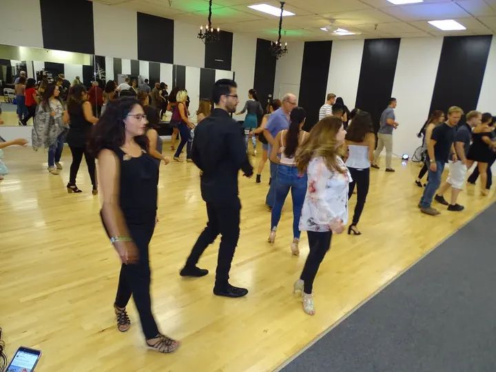 Melómano Debut Night - June 9, 2018 gallery photo