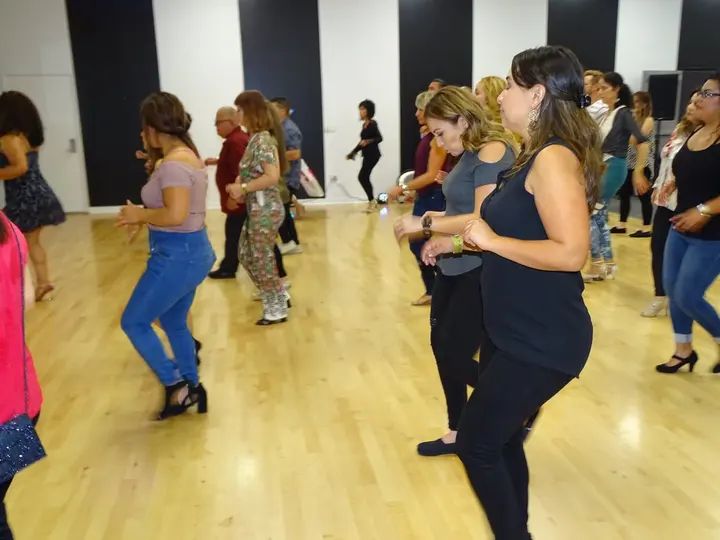 Melómano Debut Night - June 9, 2018 gallery photo