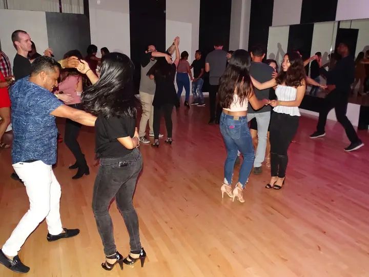 Melómano Debut Night - June 9, 2018 gallery photo