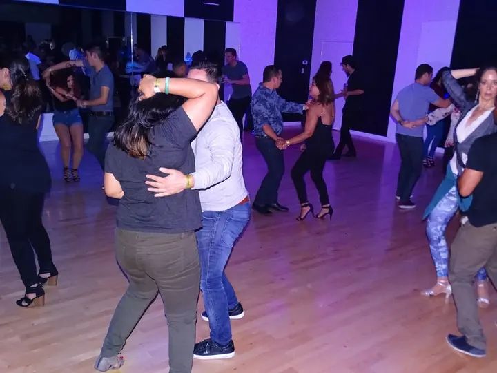 Melómano Debut Night - June 9, 2018 gallery photo