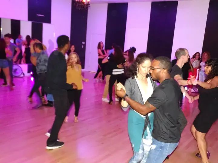 Melómano Debut Night - June 9, 2018 gallery photo