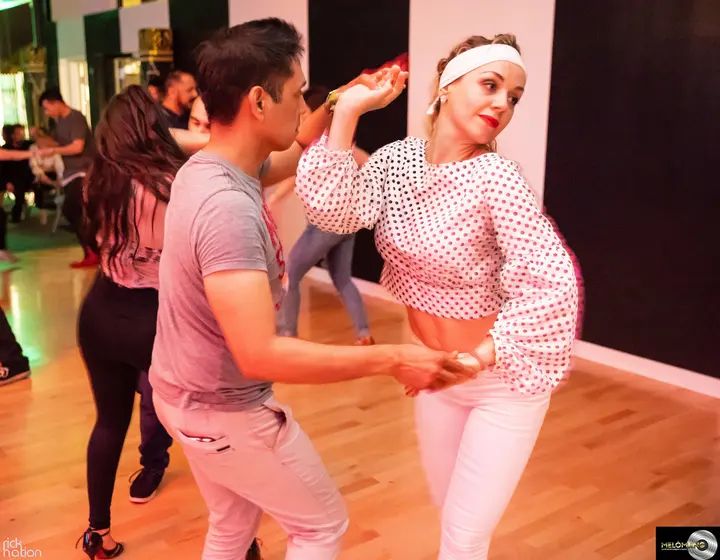 Melómano Debut Night - June 9, 2018 gallery photo