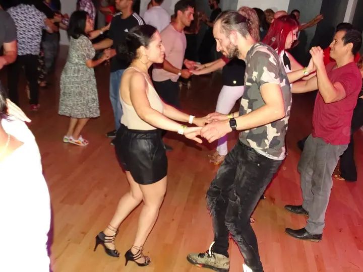 MELOMANO BACHATA SOCIAL gallery photo