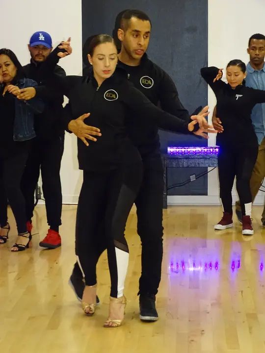 MELOMANO BACHATA SOCIAL gallery photo