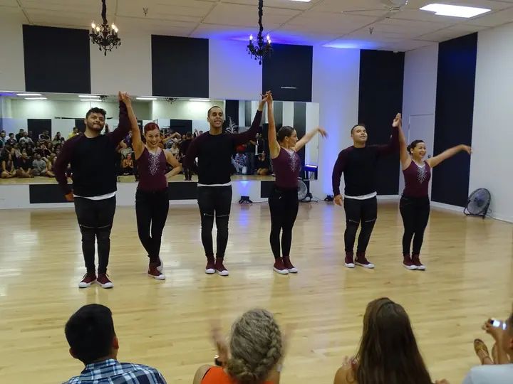 MELOMANO BACHATA SOCIAL gallery photo