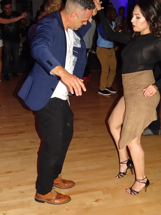 MELOMANO BACHATA SOCIAL gallery photo