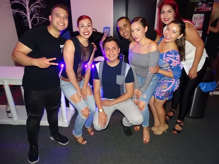 MELOMANO BACHATA SOCIAL gallery photo