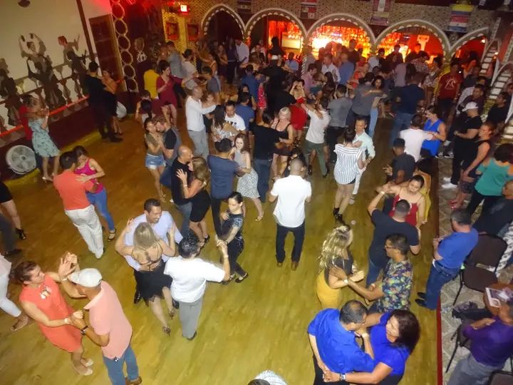Melómano 4 Year Anniversary! July 2018 gallery photo