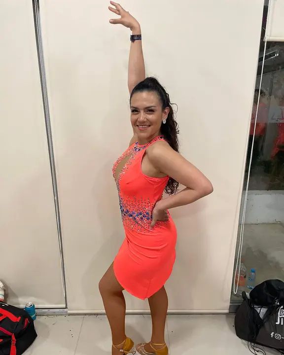 Happy Birthday to our beautiful @suz.rodri Suzanne!!!! 🎁🎂🎊🎉 We are so lucky to have you as part of the our dance family! 💓 We’re so thankful for everything you do for t