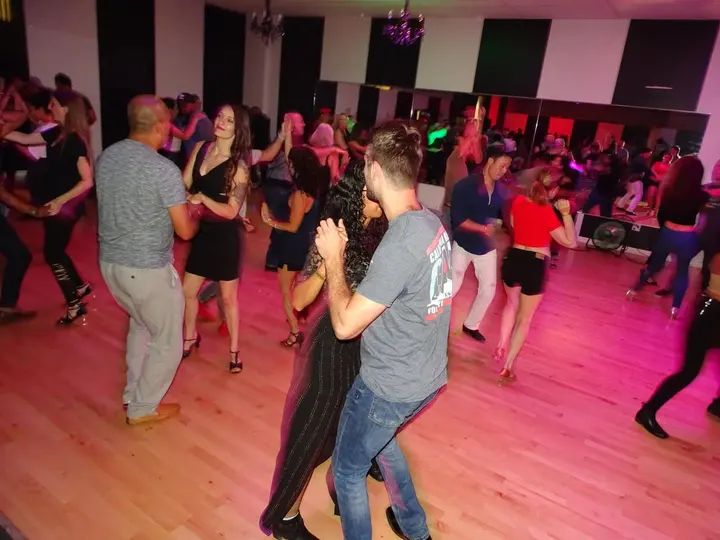 Melómano Bachata Social - September 2018 gallery photo
