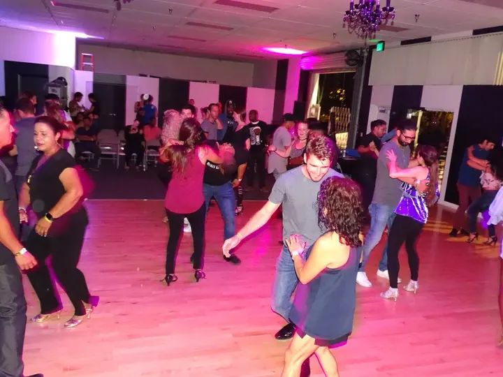 Melómano Bachata Social - September 2018 gallery photo