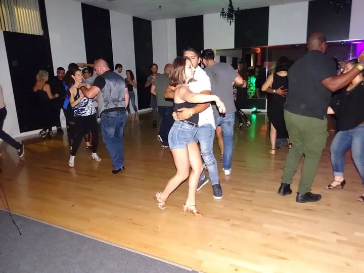 Melómano Bachata Social - September 2018 gallery photo