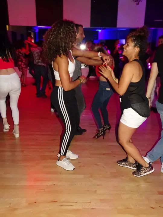 Melómano Bachata Social - September 2018 gallery photo
