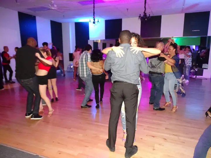 Melómano Bachata Social - September 2018 gallery photo